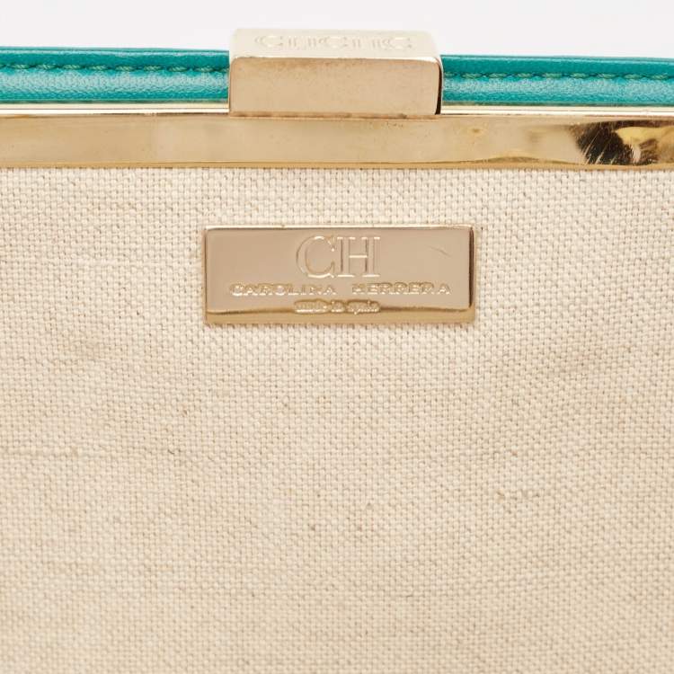 Pre Owned CH Carolina Herrera Green Quilted Leather Frame Chain Clutch