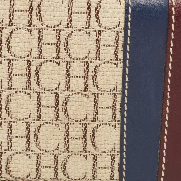 Pre Owned CH Carolina Herrera Off White Monogram Flap Trifold Continental Wallet