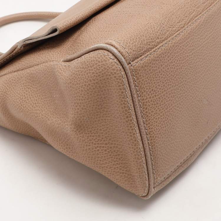 Pre Owned Carolina Herrera Beige Leather Minuetto Flap Top Handle Bag