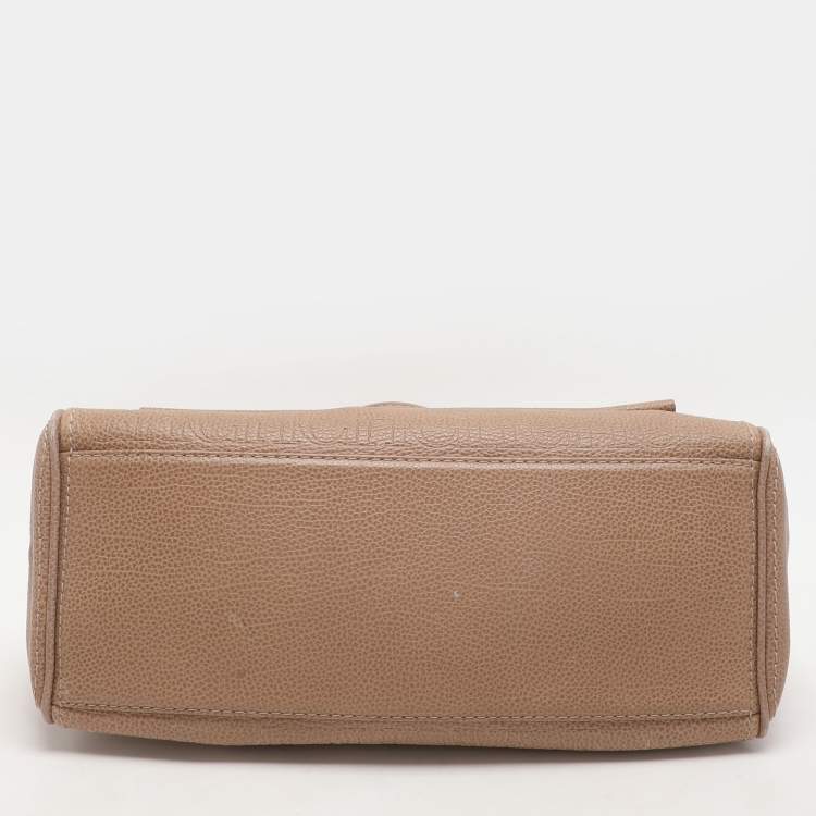 Pre Owned Carolina Herrera Beige Leather Minuetto Flap Top Handle Bag