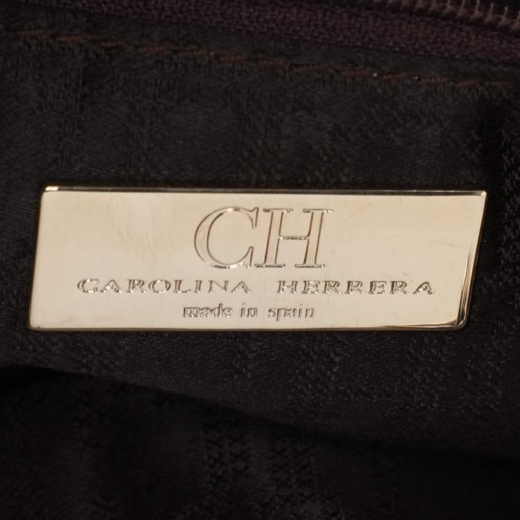 Pre Owned CH Carolina Herrera Beige Leather Zip Detail Chain Tote