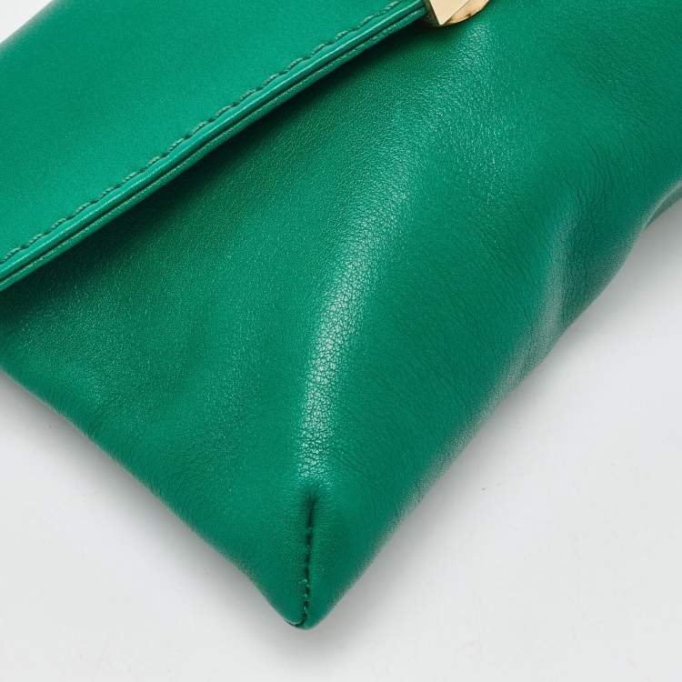 Pre Owned CH Carolina Herrera Green Leather Envelope Flap Crossbody Bag