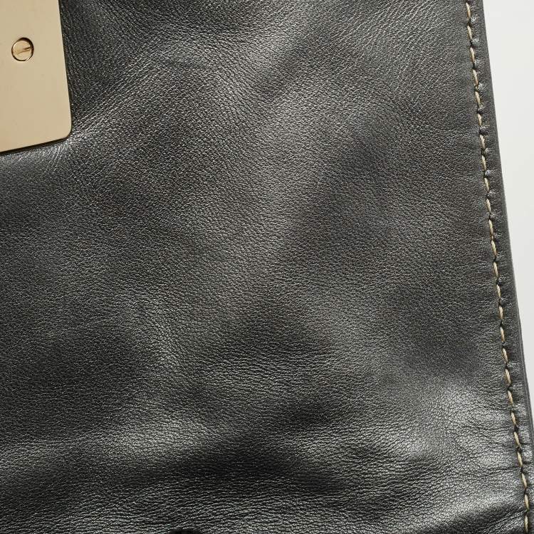 Pre Owned CH Carolina Herrera Metallic Grey Quilted Embossed Leather Flap Clutch