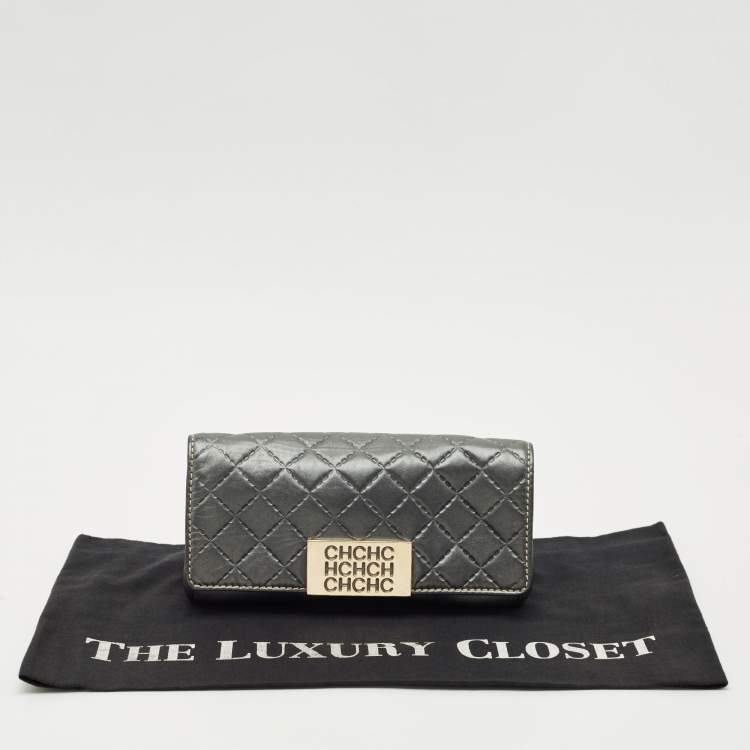 Pre Owned CH Carolina Herrera Metallic Grey Quilted Embossed Leather Flap Clutch