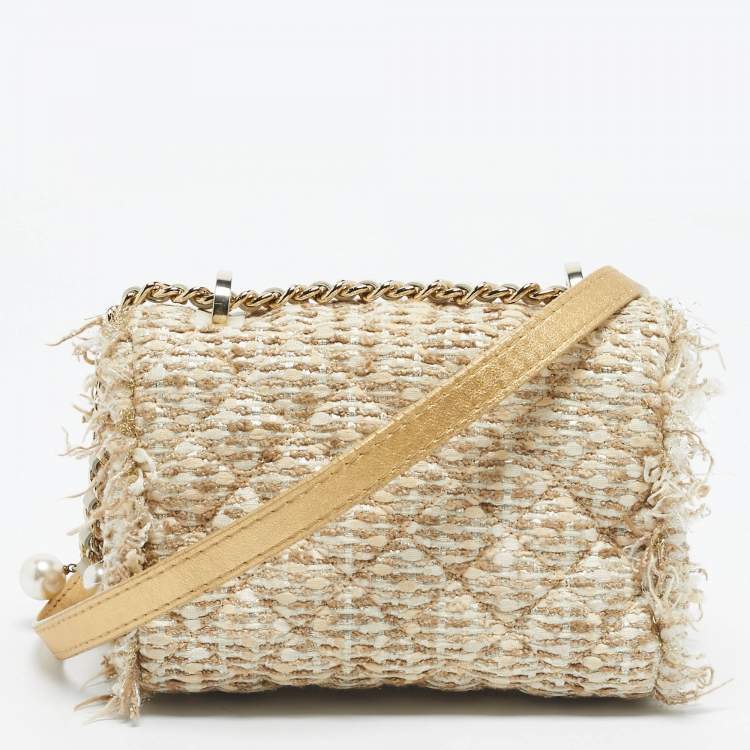 مملوكة مسبقًا CH Carolina Herrera Beige/Metallic Tweed Faux Pearl Embellished Crossbody Bag