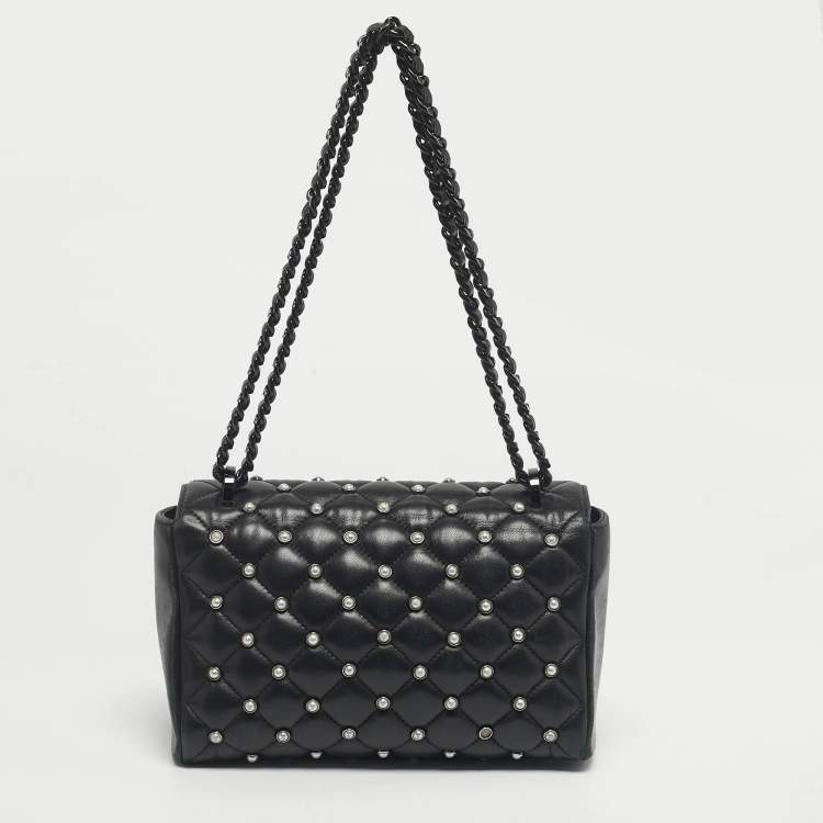 Pre Owned CH Carolina Herrera Black Quilted Leather Pearl Studded Flap Chain Shoulder Bag