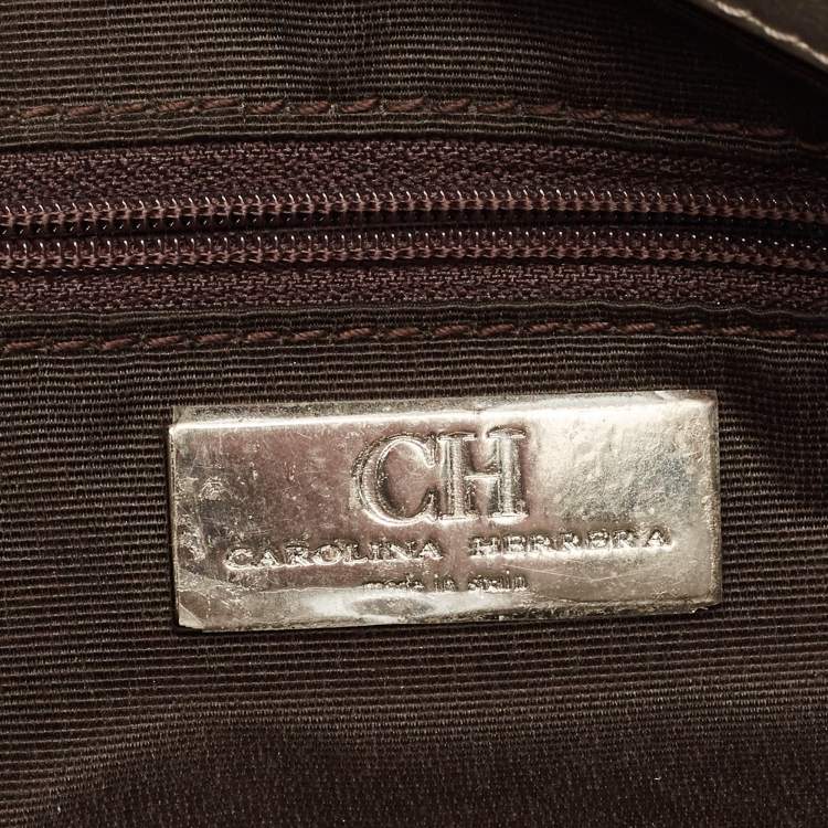 Pre Owned CH Caroline Herrera Metallic Grey Monogram Embossed Leather Bow Chain Clutch