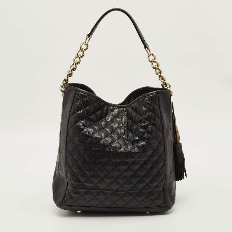 مملوكة مسبقًا CH Carolina Herrera Tassel Black Quilted Leather Hobo