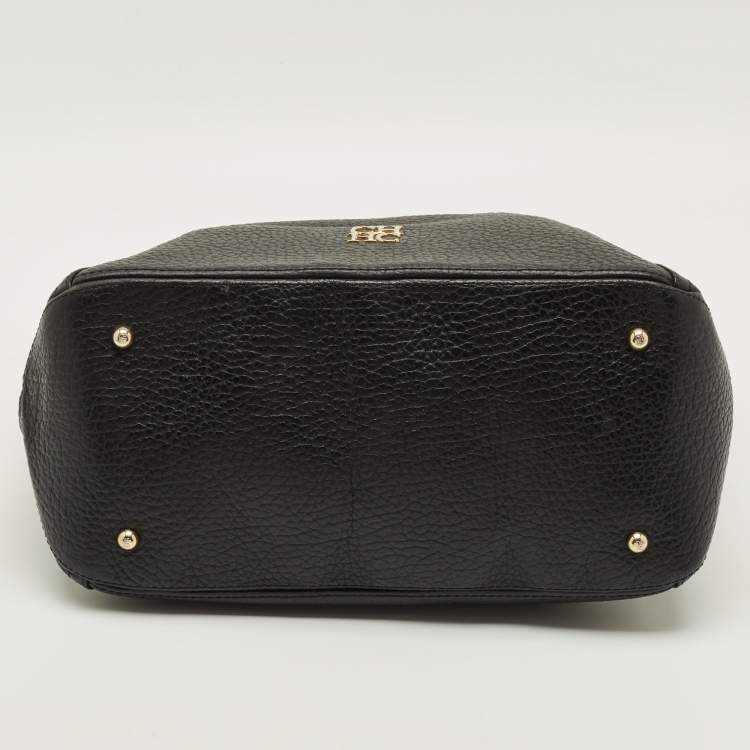 Pre Owned CH Carolina Herrera Tassel Top Zip Black Pebbled Leather Tote