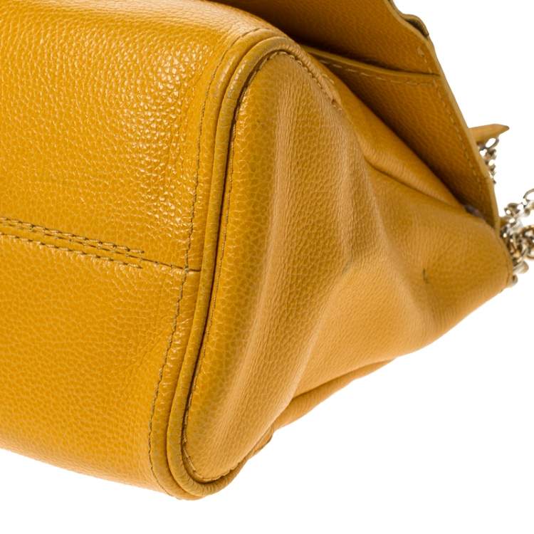 Pre Owned Carolina Herrera Yellow Leather Minueto Flap Bag