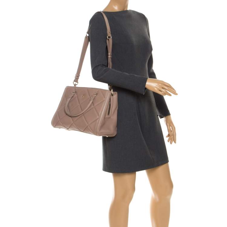 Pre Owned Carolina Herrera Light Brown Quilted Leather Tote