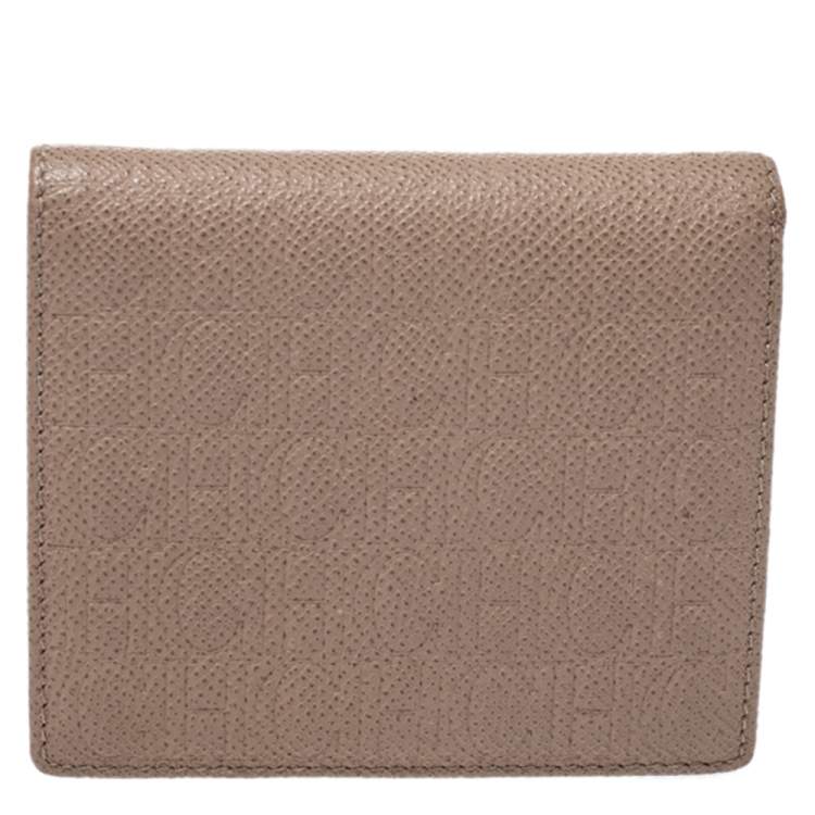 Pre Owned Carolina Herrera Beige Leather Compact Wallet