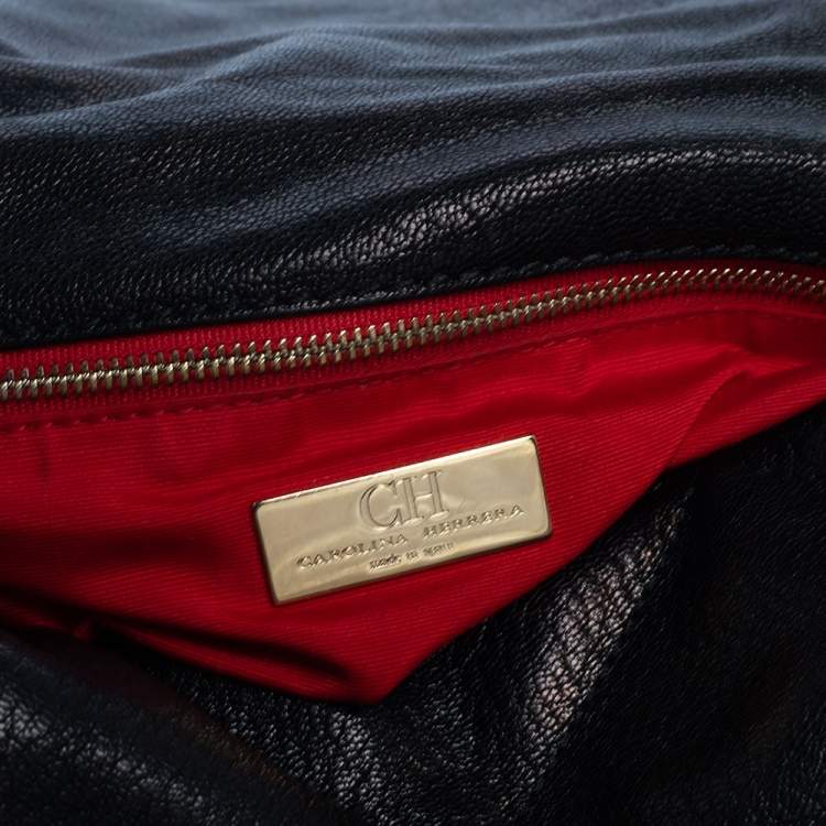 Pre Owned Carolina Herrera Black Embossed Leather Flap Chain Shoulder Bag