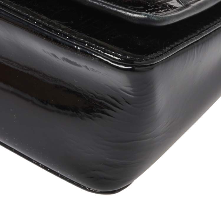 مم�لوكة مسبقًا CH Carolina Herrera Black Patent Leather Monogram Embossed Bow Shoulder Bag