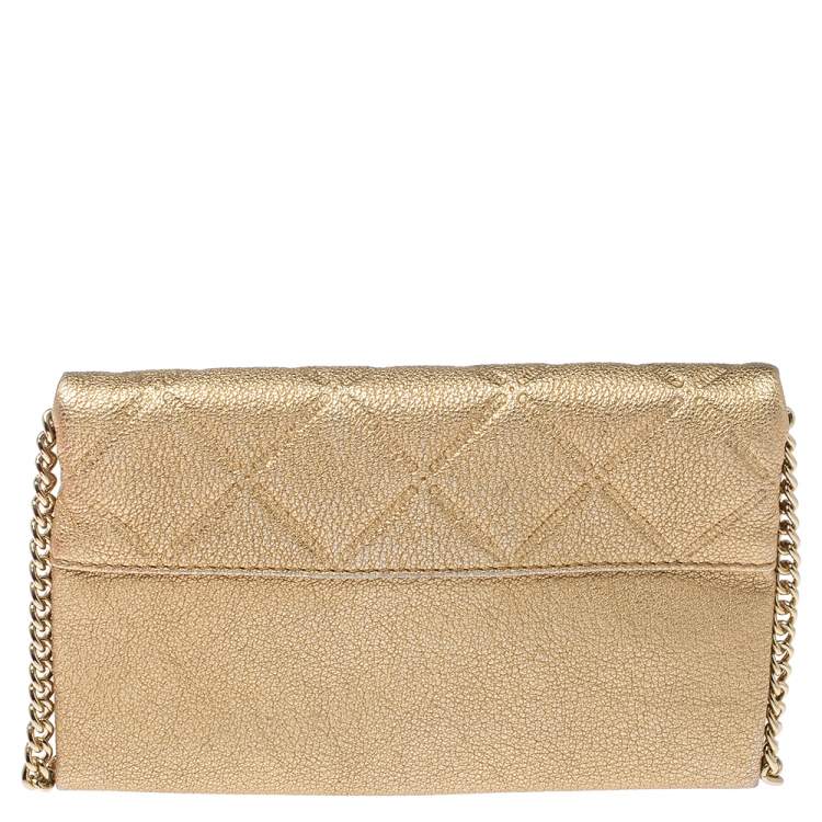 مملوكة مسبقًا Carolina Herrera Metallic Gold Quilted Leather Flap Chain Shoulder Bag