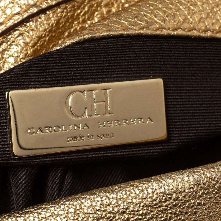 مملوكة مسبقًا Carolina Herrera Metallic Gold Quilted Leather Flap Chain Shoulder Bag