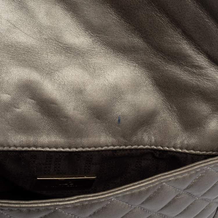 Pre Owned Carolina Herrera Grey Quilted Leather Shoulder Bag