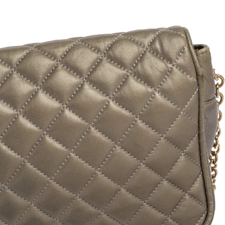 Pre Owned Carolina Herrera Grey Quilted Leather Shoulder Bag