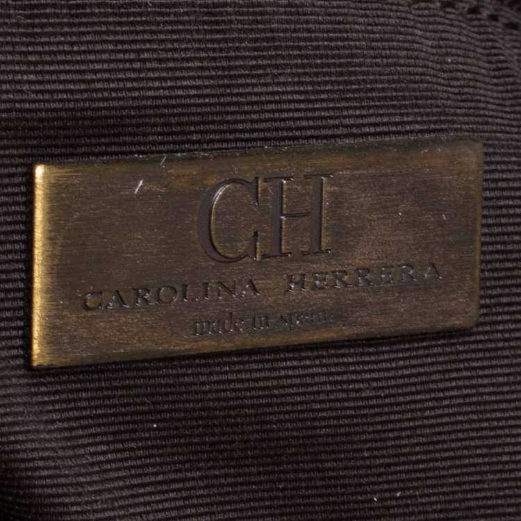 مملوكة مسبقًا Carolina Herrera Gold Monogram Embossed Leather Chain Handle Tote