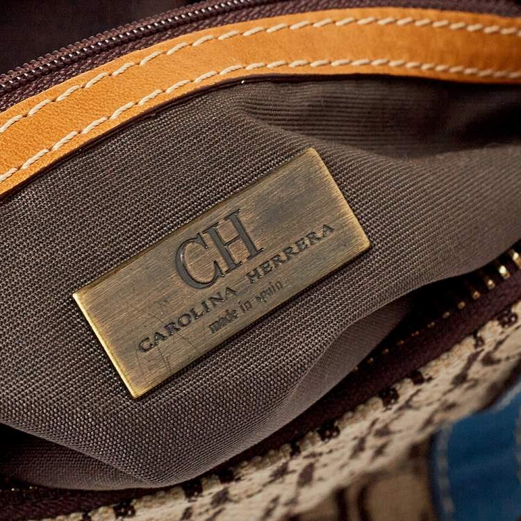 Pre Owned Carolina Herrera Beige Signature Canvas and Leather Andy Boston Bag