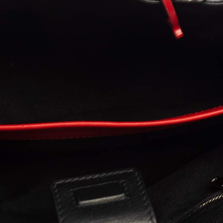 مملوكة مسبقًا CH Carolina Herrera Black Embossed Leather Charm Tote