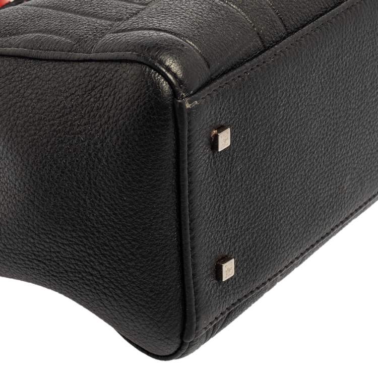 مملوكة مسبقًا CH Carolina Herrera Black Embossed Leather Charm Tote