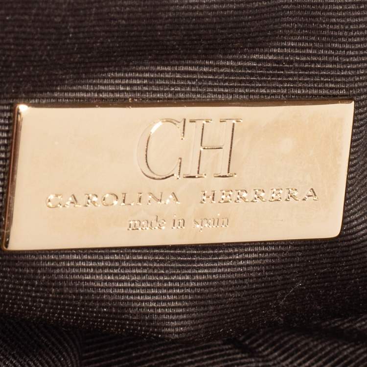 Pre Owned Carolina Herrera Gold Monogram Embossed Leather Bow Chain Clutch 