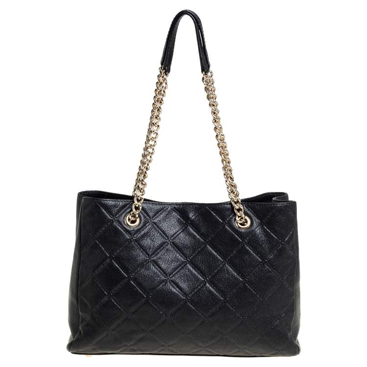 Pre Owned Carolina Herrera Black Quilted Leather Shopper Tote