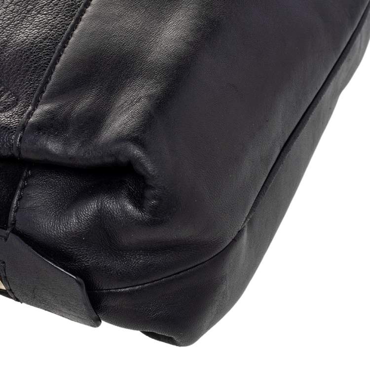 Pre Owned CH Carolina Herrera Black Leather Shoulder Bag