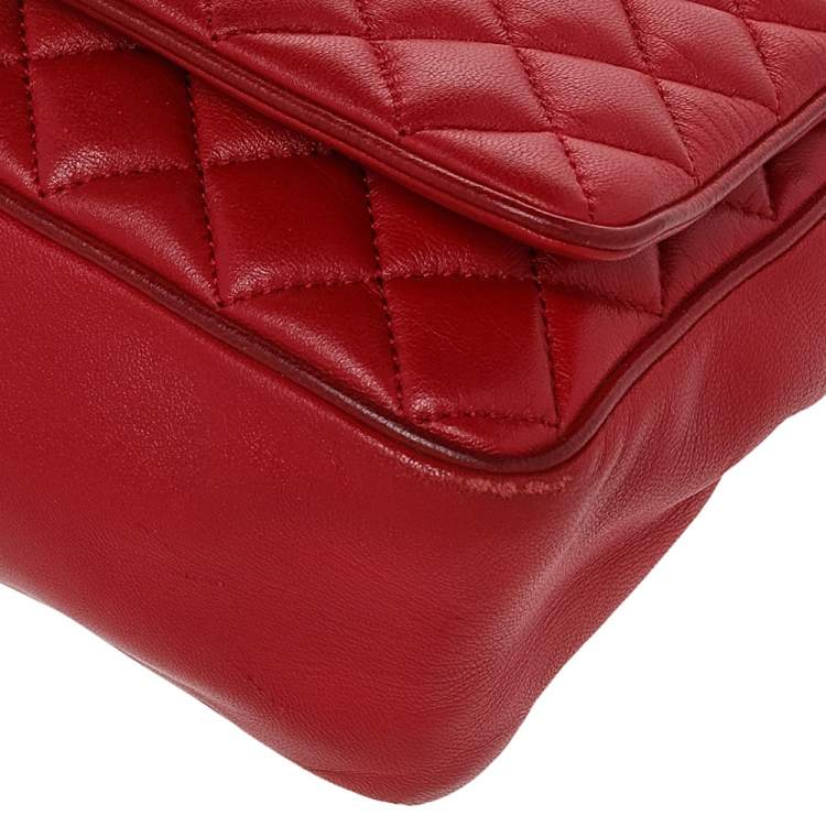 Pre Owned CH Carolina Herrera Red Quilted Leather Flap Crossbody Bag