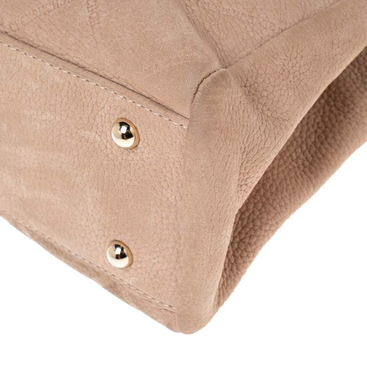 Pre Owned Carolina Herrera Beige Quilted Nubuck Leather Chain Shopper Tote