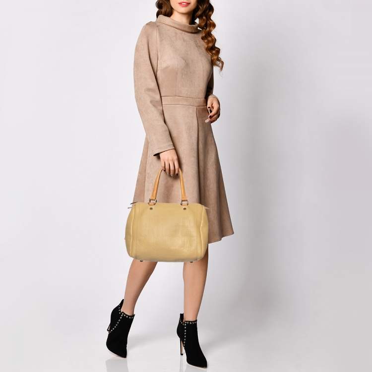 Pre Owned CH Carolina Herrera Beige Embossed Leather Andy Boston Bag