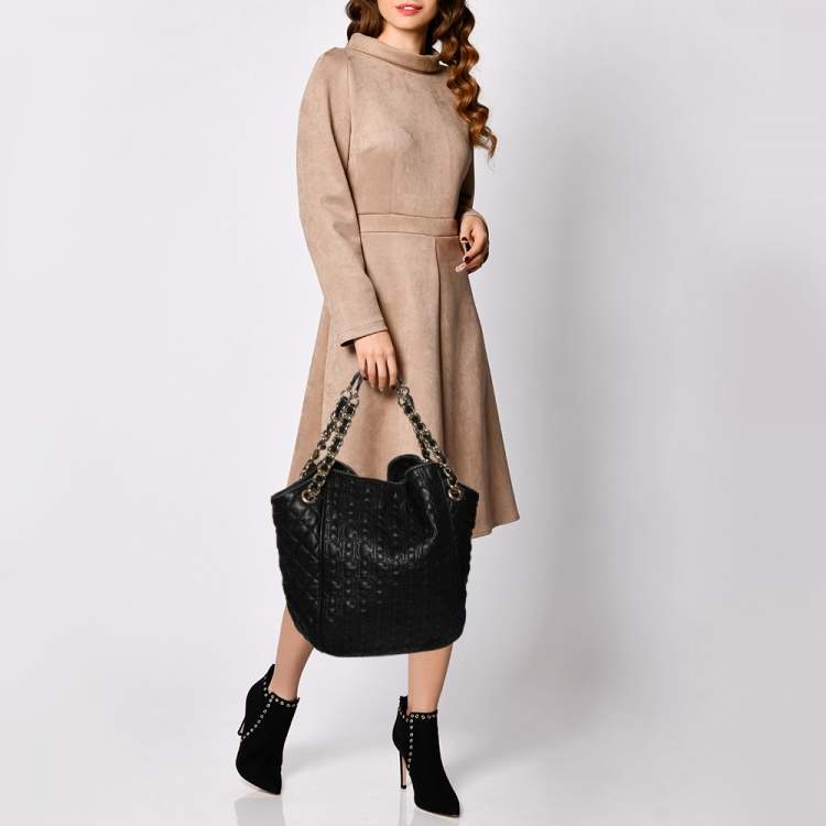 Pre Owned CH Carolina Herrera Black Embossed Leather Tote