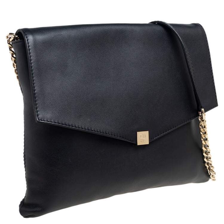 Pre Owned CH Carolina Herrera Black Leather Envelope Shoulder Bag