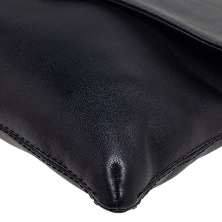 Pre Owned CH Carolina Herrera Black Leather Envelope Shoulder Bag