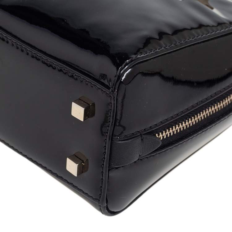 Pre Owned CH Carolina Herrera Black Patent Leather Crossbody Bag