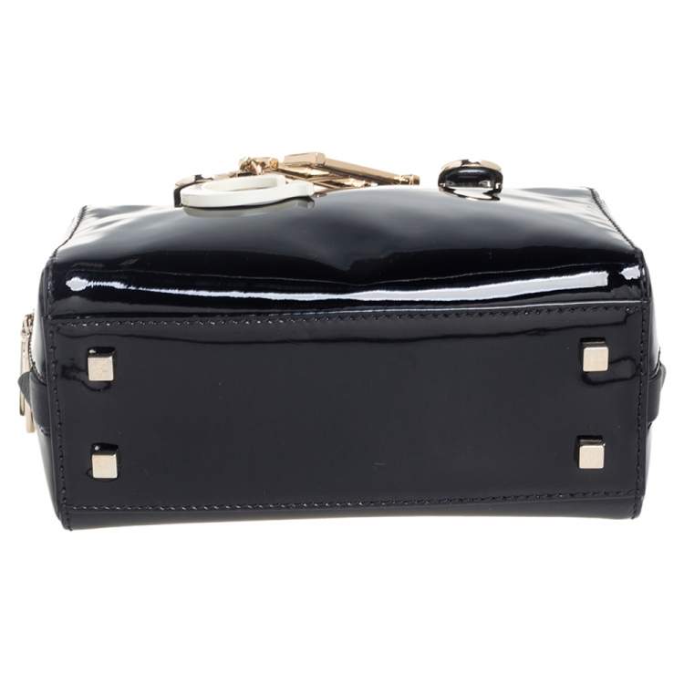 Pre Owned CH Carolina Herrera Black Patent Leather Crossbody Bag