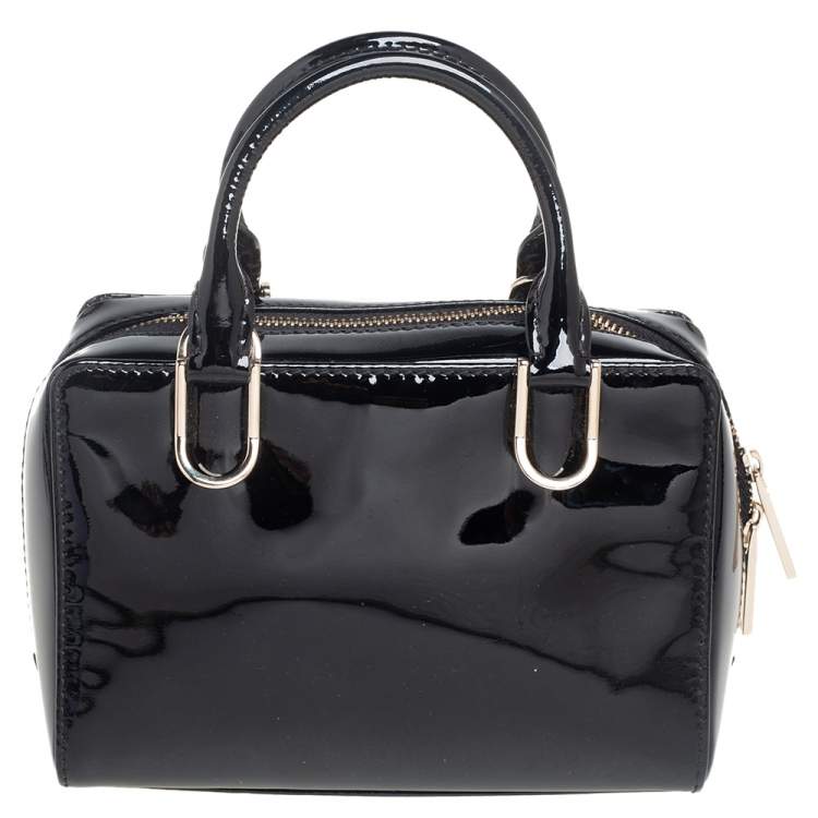 Pre Owned CH Carolina Herrera Black Patent Leather Crossbody Bag
