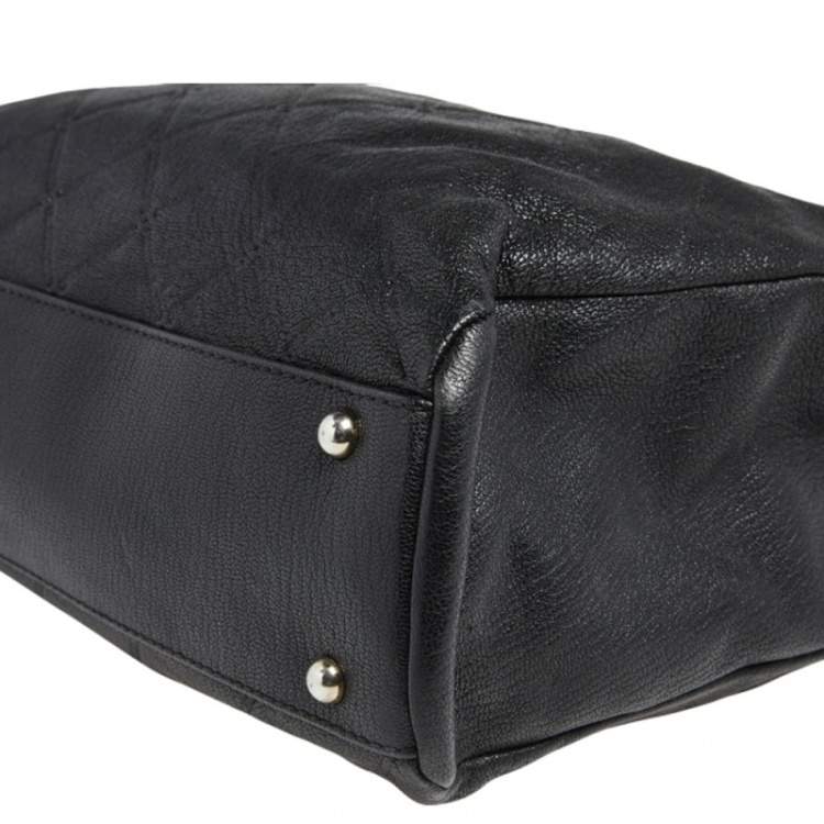 مملوكة مسبقًا CH Carolina Herrera Black Quilt Pattern Leather Chain Shopper Tote