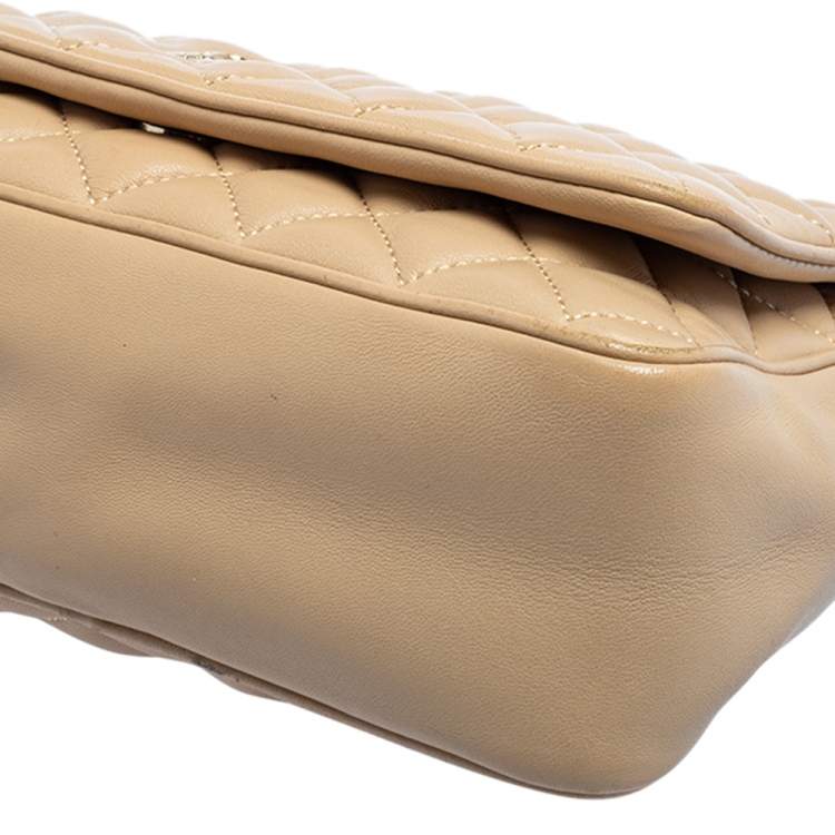 Pre Owned CH Carolina Herrera Beige Quilted Leather Flap Chain Shoulder Bag
