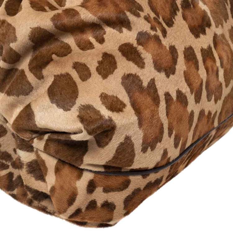 مملوكة مسبقًا CH Carolina Herrera Brown/Beige Leopard Print Calfhair Pleated Logo Shoulder Bag