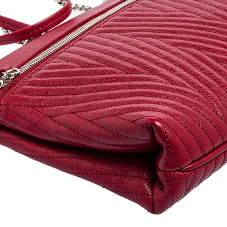 Pre Owned CH Carolina Herrera Red Quilted Leather Crossbody Bag