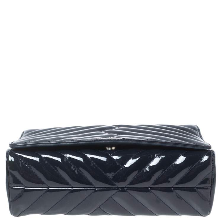 Pre Owned CH Carolina Herrera Dark Blue Chevron Patent Leather Bimba Chain Flap Shoulder Bag