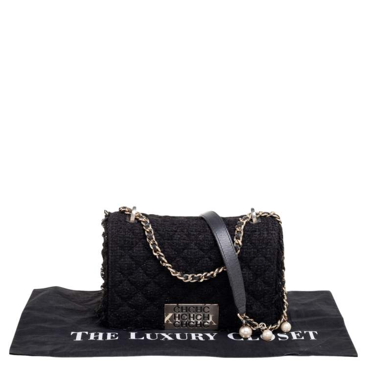 Pre Owned CH Carolina Herrera Black Fabric Pearl Embellished Shoulder Bag