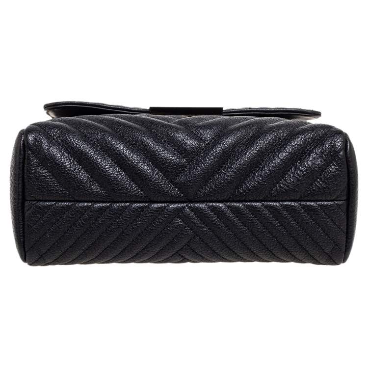 Pre Owned CH Carolina Herrera Black Chevron Leather Chain Flap Shoulder Bag