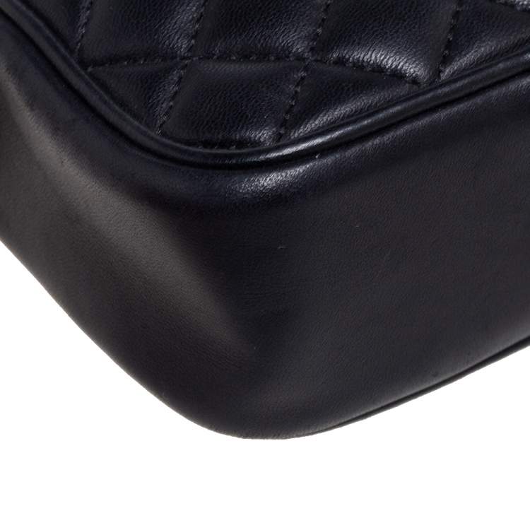 مملوكة مسبقًا CH Carolina Herrera Black Quilted Leather Logo Crossbody Bag