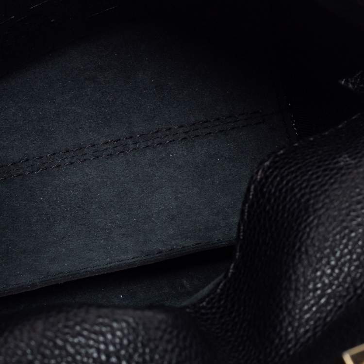 Pre Owned CH Carolina Herrera Black Leather Mini Minuetto Flap Top Handle Bag