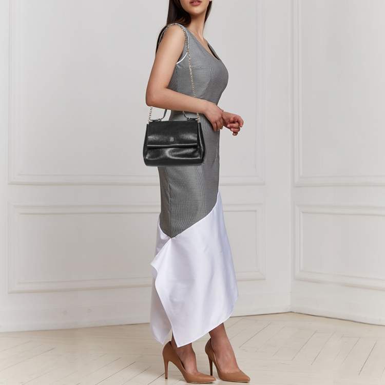 Pre Owned CH Carolina Herrera Black Leather Mini Minuetto Flap Top Handle Bag
