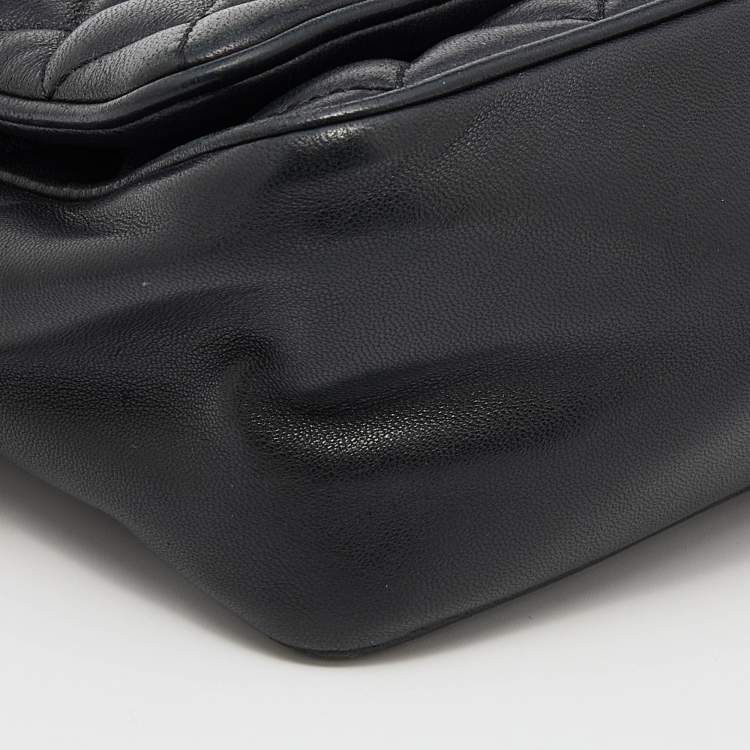 Pre Owned CH Carolina Herrera Black Quilted Leather Flap Chain Shoulder Bag