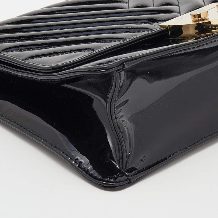 Pre Owned CH Carolina Herrera Black Patent Leather Chain Top Handle Bag